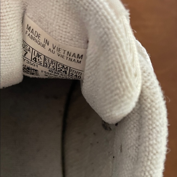 REEBOK Classic White Leather Court Shoes w Red Logo Size 7 | GUC - Picture 7 of 8